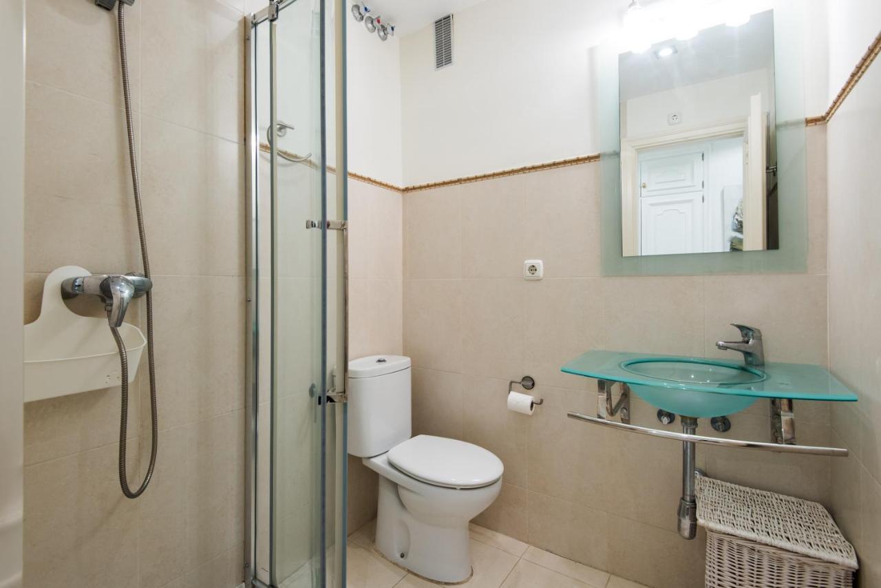 Rentandhomes Beachfront Marbella Center מראה חיצוני תמונה