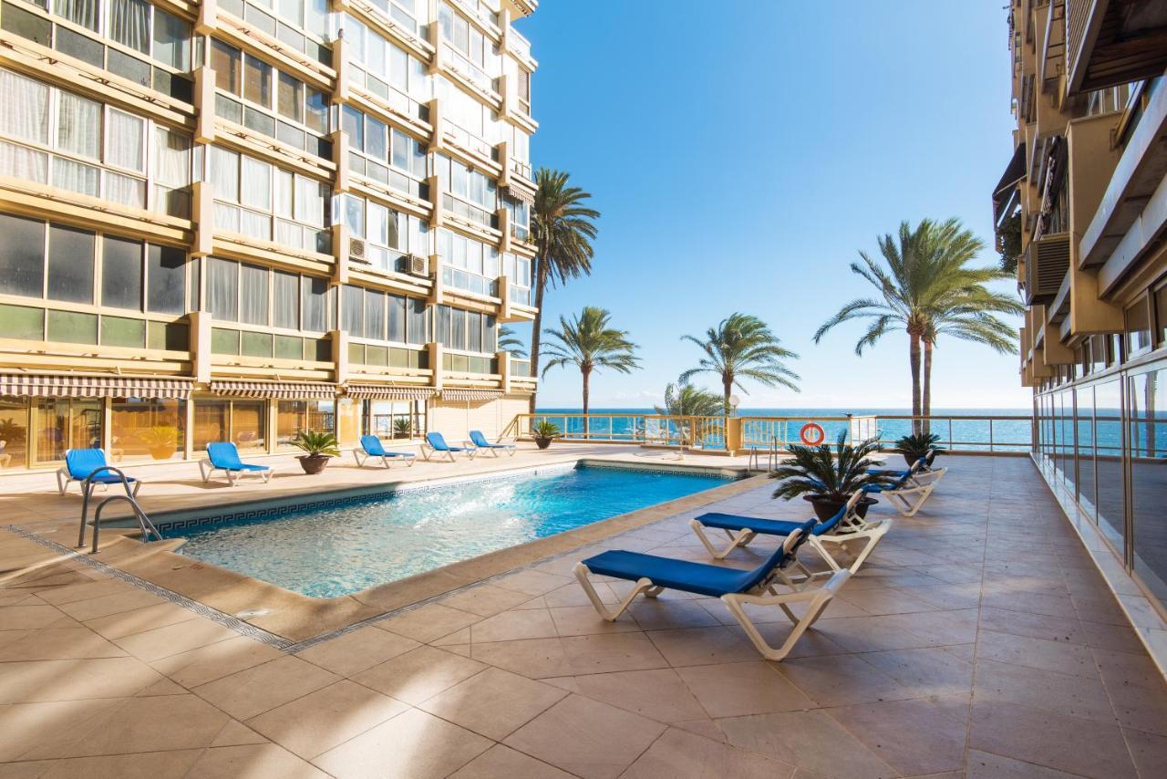 Rentandhomes Beachfront Marbella Center מראה חיצוני תמונה