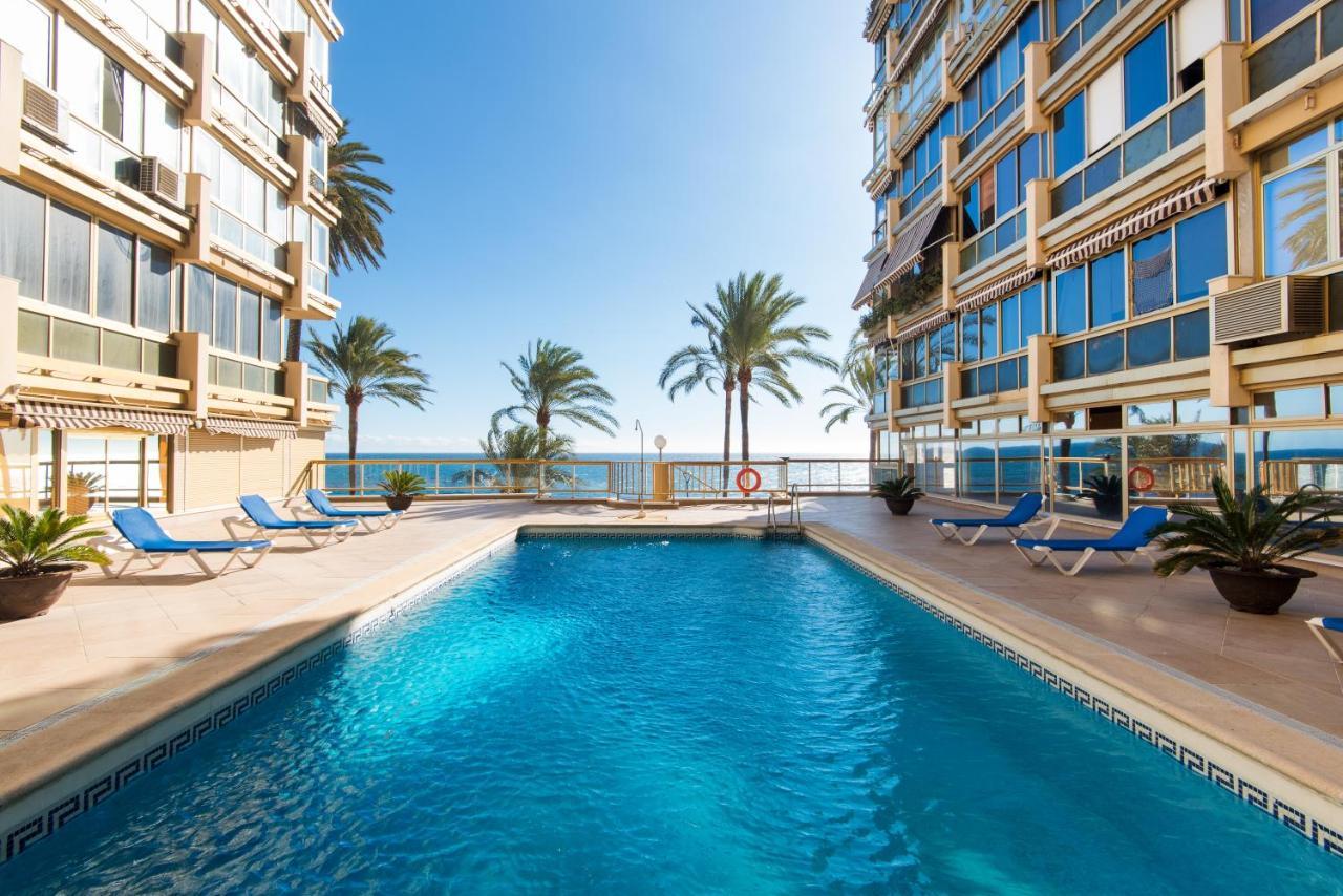 Rentandhomes Beachfront Marbella Center מראה חיצוני תמונה
